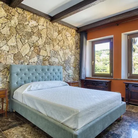 The Noble House - Seaside Living In Costa Brava Villa *