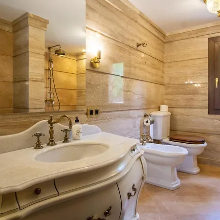 The Noble House - Seaside Living In Costa Brava Villa *