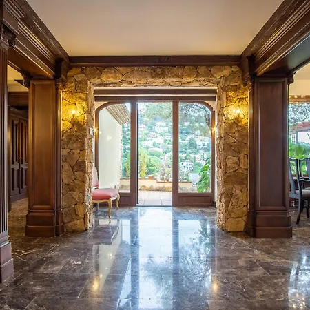 The Noble House - Seaside Living In Costa Brava *